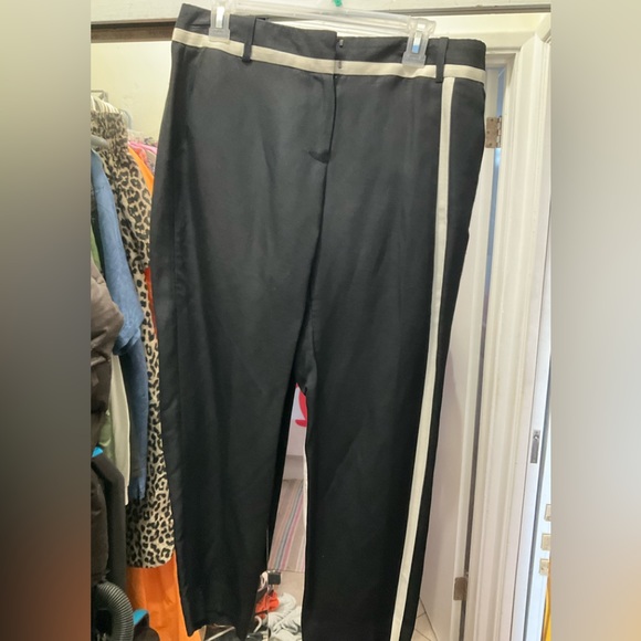 J. Crew Pants - J. Crew. Collection. Spectator Trouser. Black X Natural. Size 6.